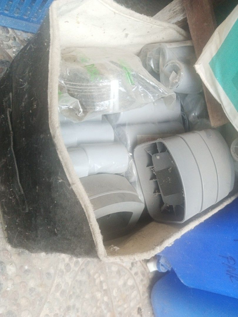 MBC-0814G Bolt Covers and Sanding Discs (Category: Construction Tools & Equipment) located in Manila. Submitted by christalyn94263 (Listing ID 1419675417, Image 2). Description: Japan Surplus Items Take All....