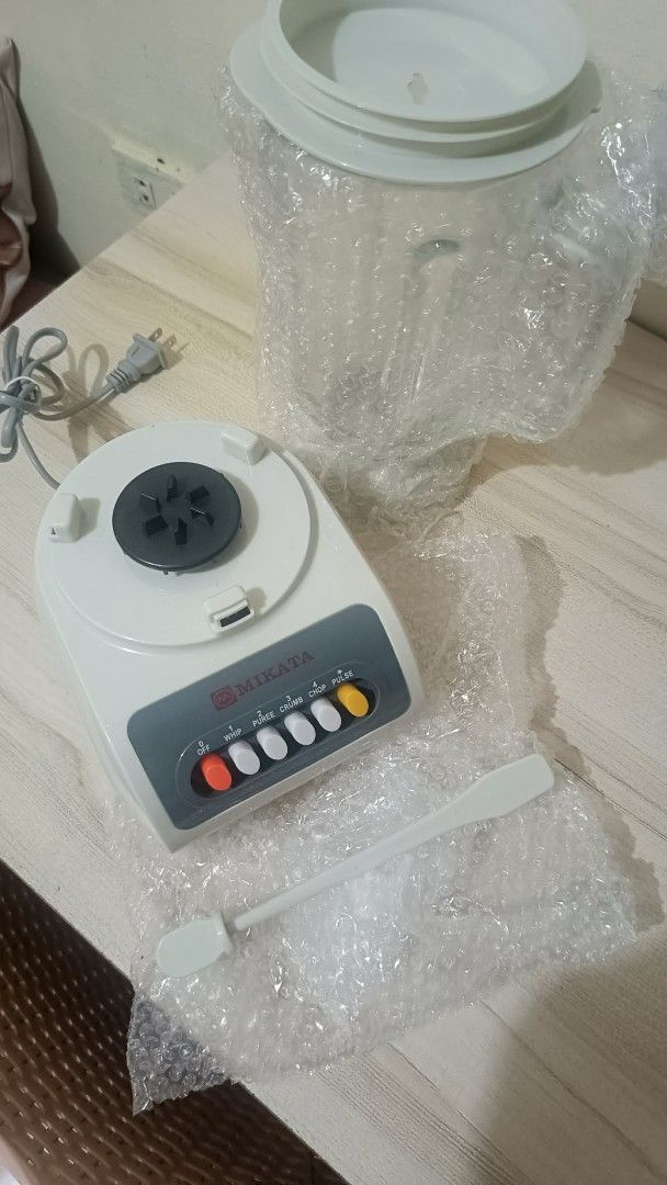 Mikata MJR-161 Blender (Category: Juicers, Blenders & Grinders) located in Angono. Submitted by violetkai (Listing ID 1419642768, Image 2). Description: - Mikata MJR-161 blender - Includes: blender base, pitcher, lid, and stirring stick - Multiple speed settings - Brand new, still in original box.