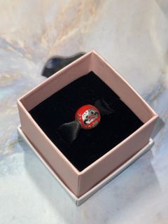 (Category: ) located in . Submitted by juju.preloved_ (Listing ID 1419761297, Image 1). Description: .