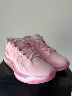 kd 11 aunt pearl size 11