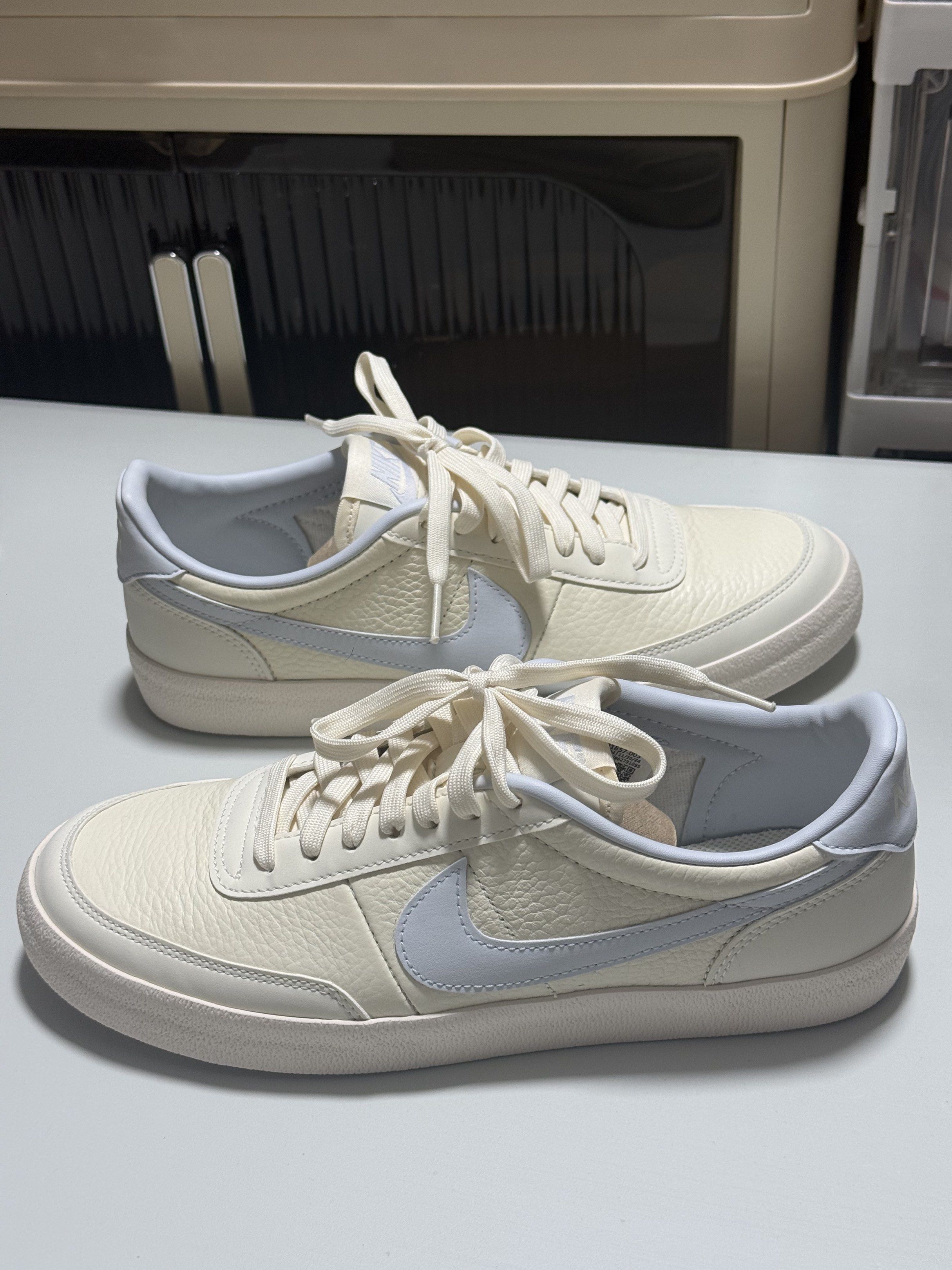 Nike Killshot 2 Leather Sneakers (Category: Sneakers) located in Manila. Submitted by ryansellsstuff (Listing ID 1419719022, Image 1). Description: Nike Killshot 2 Leather Sneakers - Brand new Nike Killshot 2 Leather sneakers. - removed from the box but never ised - Color: Cream with light blue swoosh and heel tab. - Features a textured leather upper. - White sole. - Cream-colored laces. - Nike logo on the heel. - Unworn condition. - RFS : bought