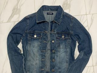 (Category: ) located in . Submitted by everthrift (Listing ID 1419777089, Image 1). Description: .