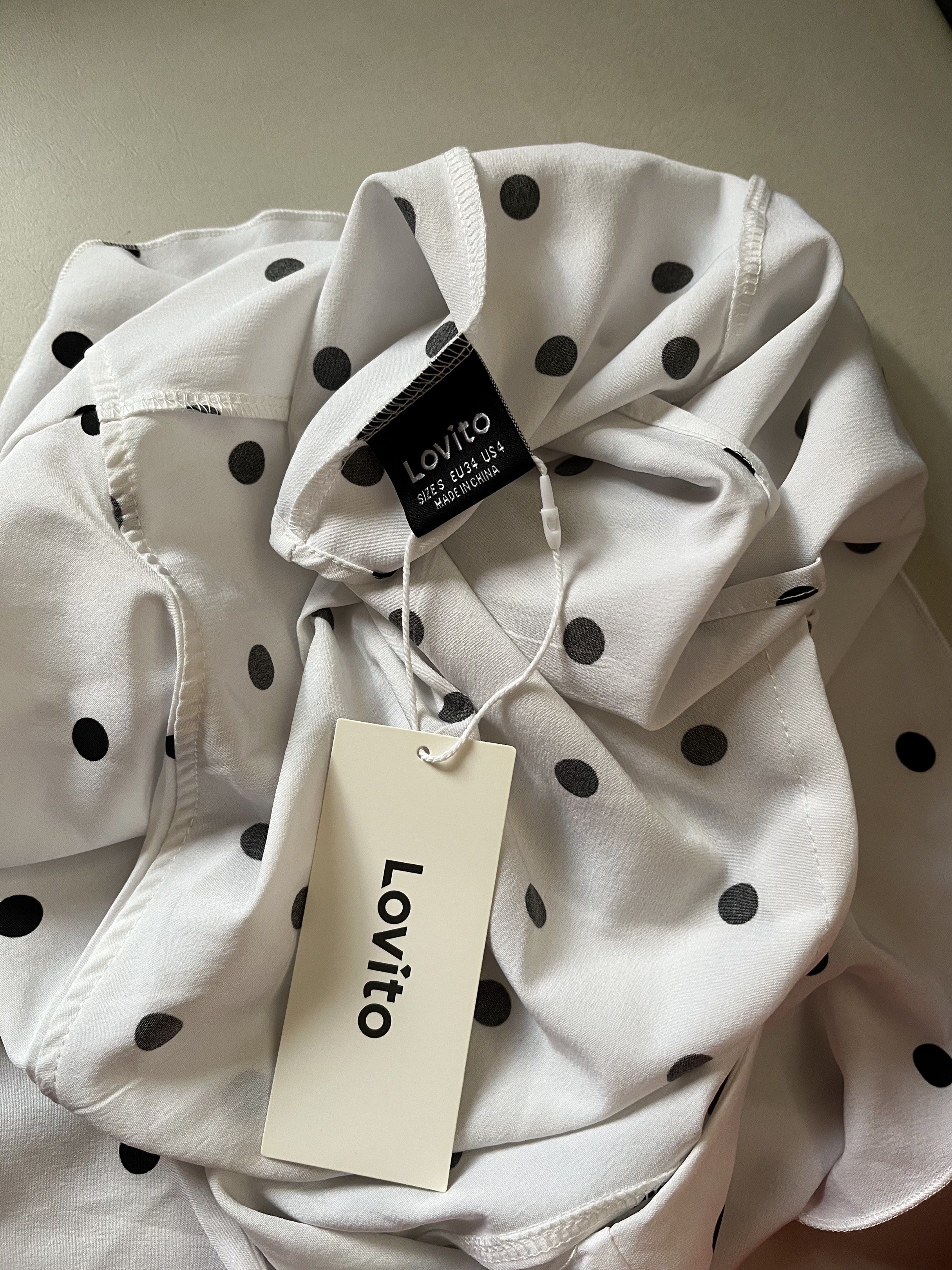 one shoulder polka dot top (Category: Blouses) located in Cainta. Submitted by comethruuu (Listing ID 1419644400, Image 2). Description: brandnew with tags forgot i had this, never used.