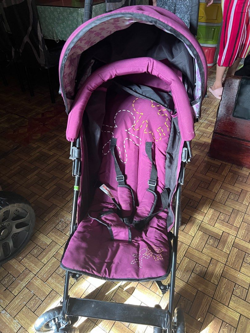 Picolo Stroller (Category: Strollers) located in Quezon City. Submitted by happinessde_light (Listing ID 1419676451, Image 2). Description: Decluterring.