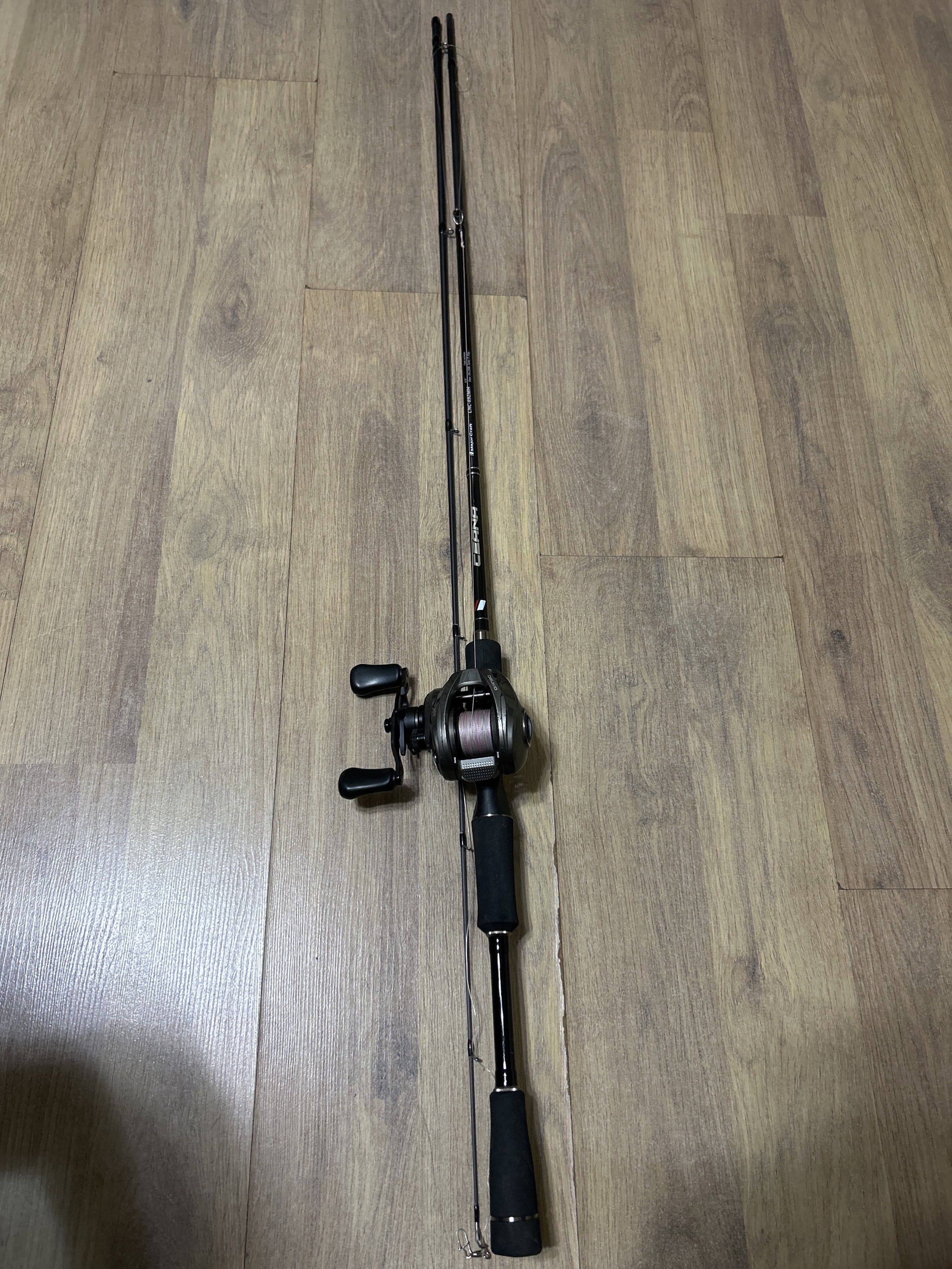Bait casting setup dc (Category: Fishing) located in Singapore. Submitted by jview (Listing ID 1419709166, Image 1). Description: 6’9 long casting major craft rod 10/10 condi Deukio dc pro(digital brake system) 8/10 exterior 9.5/10 interior (service recently).