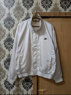 (Category: ) located in . Submitted by uniqlo.under.rm80 (Listing ID 1419596746, Image 1). Description: .