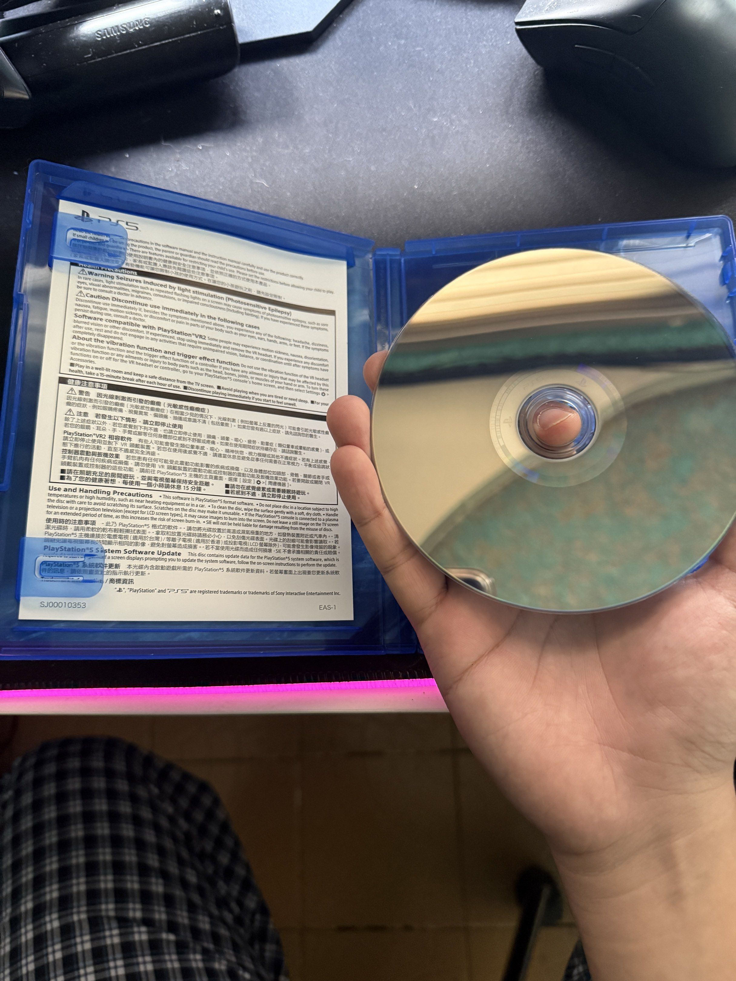 Stellar Blade for PS5 (Category: PlayStation) located in Antipolo. Submitted by erosion0518 (Listing ID 1419627459, Image 3). Description: - Stellar Blade for PlayStation 5 - Includes game disc and original case For Sale: Stellar Blade for PS5 Price: 2000 Preferably GCASH as a mode of payment, and delivered through Grab, or Lalamove.