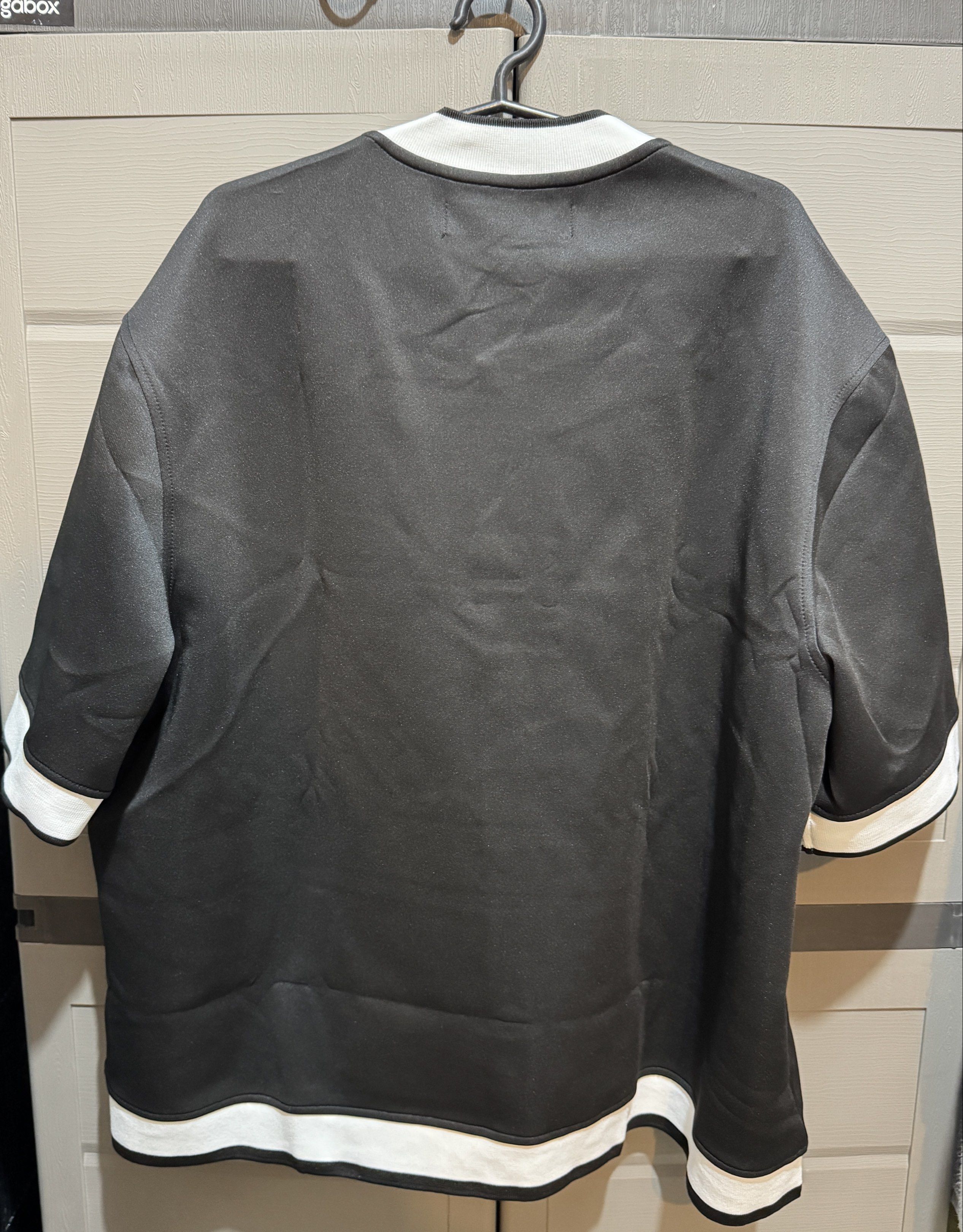 Surplus Match Point Oversized Crop Baseball Shirt - Size L (Category: Tshirts & Polo Shirts ) located in Manila. Submitted by prcsabby (Listing ID 1419672939, Image 2). Description: No asking for last price please! - Brand new, never used - White accents on collar, sleeves, and hem - Front print: "Smash 1986" and "Match Point" - Button-up closure - Size: L - Bought from SM Surplus Online RFS: Size is too big for my liking :(.