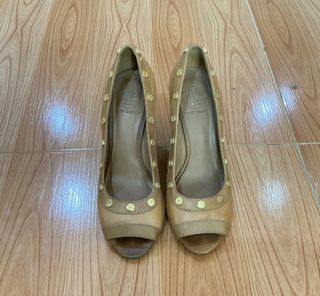 (Category: ) located in . Submitted by pauuquin (Listing ID 1419737580, Image 1). Description: .