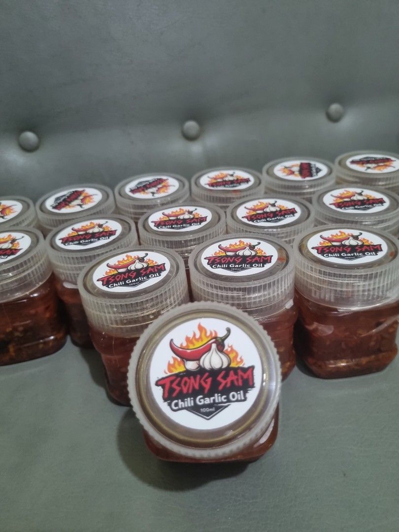 Tsong Sam Chili Garlic oil 100ml (Category: Spice & Seasoning) located in Silang. Submitted by samflores2k4t7 (Listing ID 1419634838, Image 2). Description: For sale Tsong Sam Chili Garlic oil 100ml Saks ang anghang Hindi tinipid s ingredients Marami laman hindi puro oil No preservative Lbc delivery 65 only .