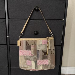 (Category: ) located in . Submitted by byjulietvintage (Listing ID 1419676644, Image 1). Description: .
