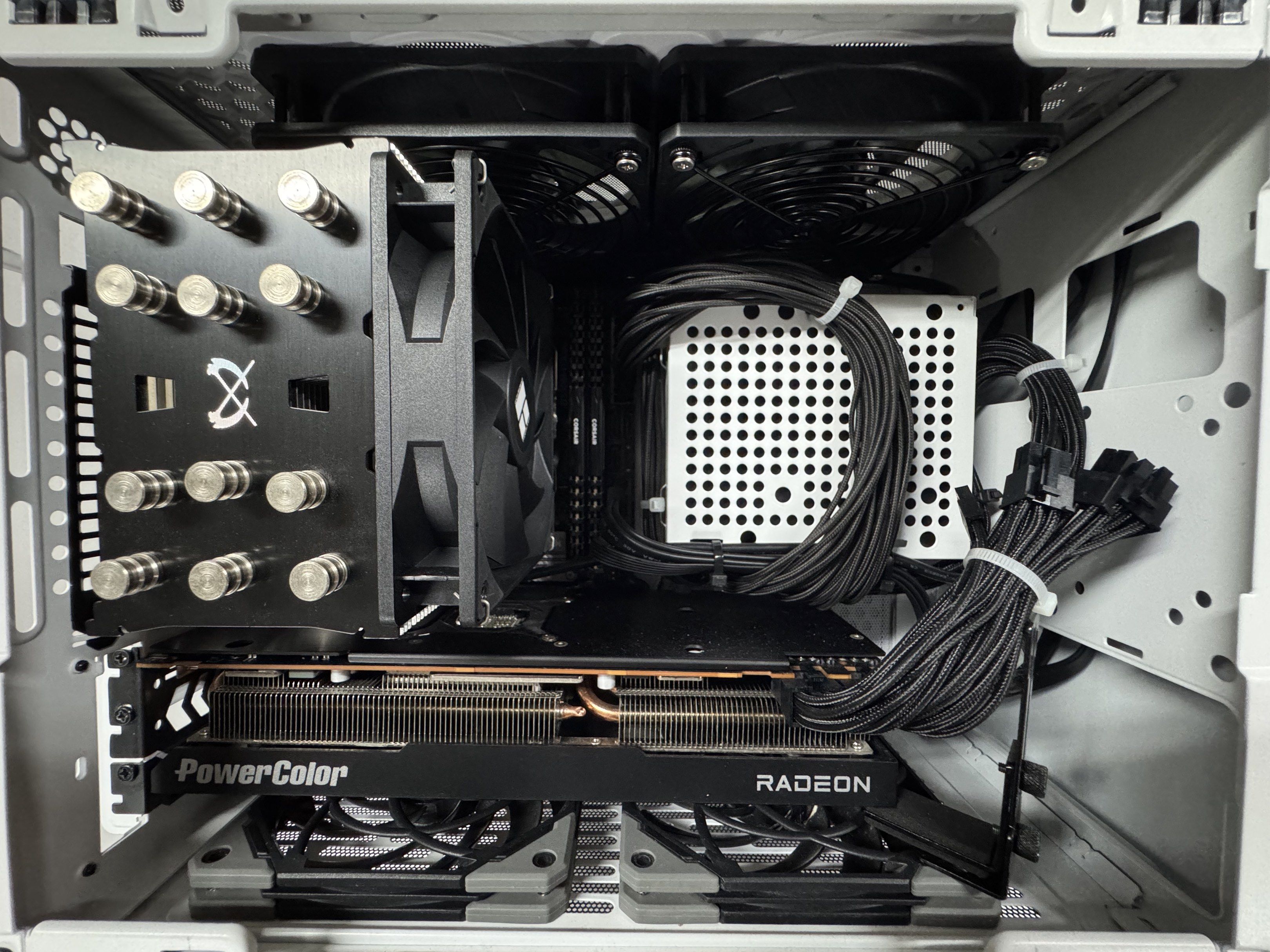 White Custom built ITX gaming pc65561095248899114