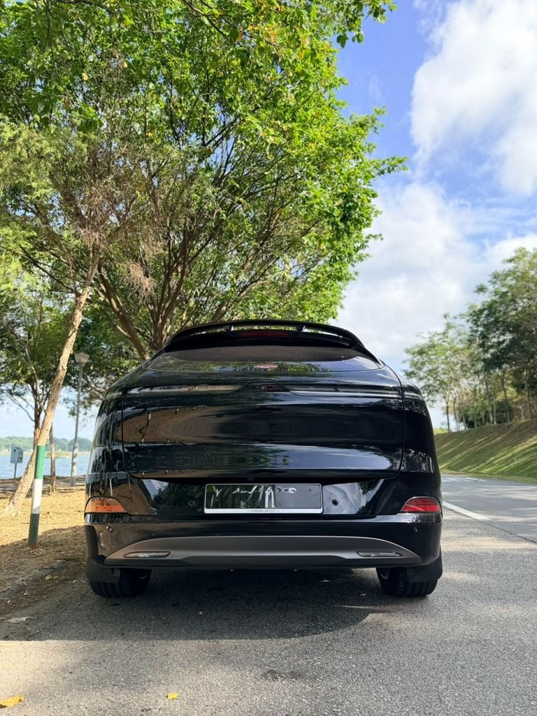 XPENG G6 Electric (Category: Used Cars) located in Singapore. Submitted by justsomeleftover (Listing ID 1419666911, Image 3). Description: Features: 190 kW electric motor producing 255bhp & 440nm of torque. 66kWh battery with 435km range (WLTP). Rear wheel drive. View specs of the XPENG G6 Electric (2024) Accessories: Panoramic roof. Xopera sound system 18 speakers. Front electric seats. 20" sport rims. Xmart operating system. Description: XPremi