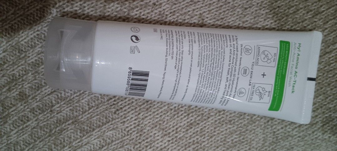 Y.O.U facial wash (Category: Face Care) located in Las Pinas. Submitted by 030700 (Listing ID 1419636702, Image 2). Description: anti-acne facial wash hy!amino AC-ttack Y.O.U cleanser used once 2027 Las Piñas .