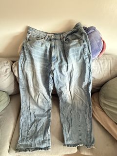 (Category: ) located in . Submitted by jeimso (Listing ID 1419641280, Image 1). Description: .