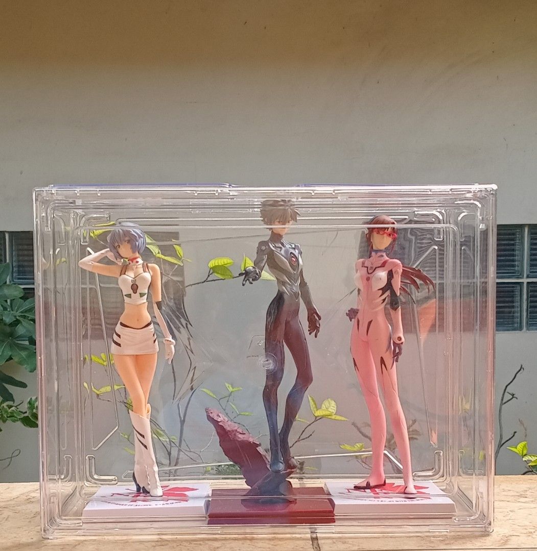Acrylic Figure Display Case (Category: Storage Boxes & Baskets) located in Caloocan City. Submitted by agathadoco96855 (Listing ID 1419927208, Image 3). Description: Stackable acrylic box / shoe box 250 each lang po. Place your order na mga kalaro dimension: Height - 7" Length - 13.25" Width - 10" location: taguig mod: lbc, jnt, lalamove mop: gcash.