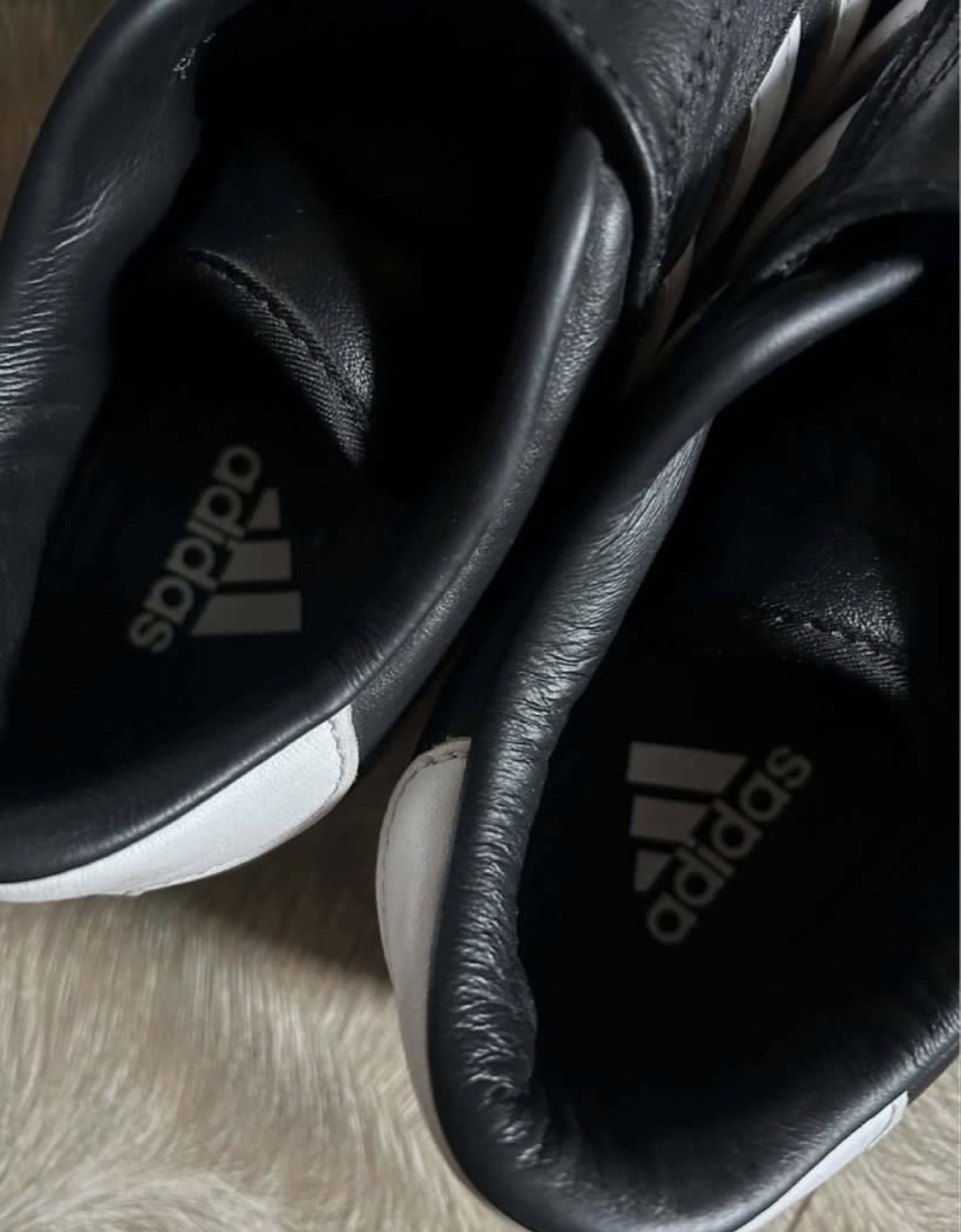 Adidas Taekwondo (Category: Sneakers) located in Santiago. Submitted by applee19 (Listing ID 1419883918, Image 3). Description: -AUTHENTIC 💯 - Last price already - No box -Used thrice only - Good as new rfs: need cash.