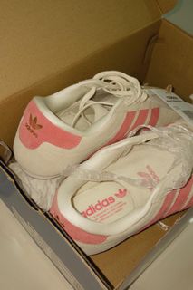 (Category: ) located in . Submitted by defarypreloved (Listing ID 1419925064, Image 1). Description: .