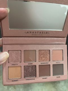 (Category: ) located in . Submitted by cuppypcakeee (Listing ID 1419886165, Image 1). Description: .