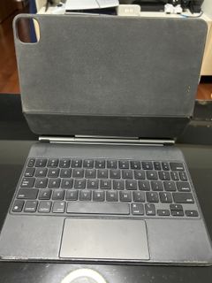 Apple Magic Keyboard 439720179129405440