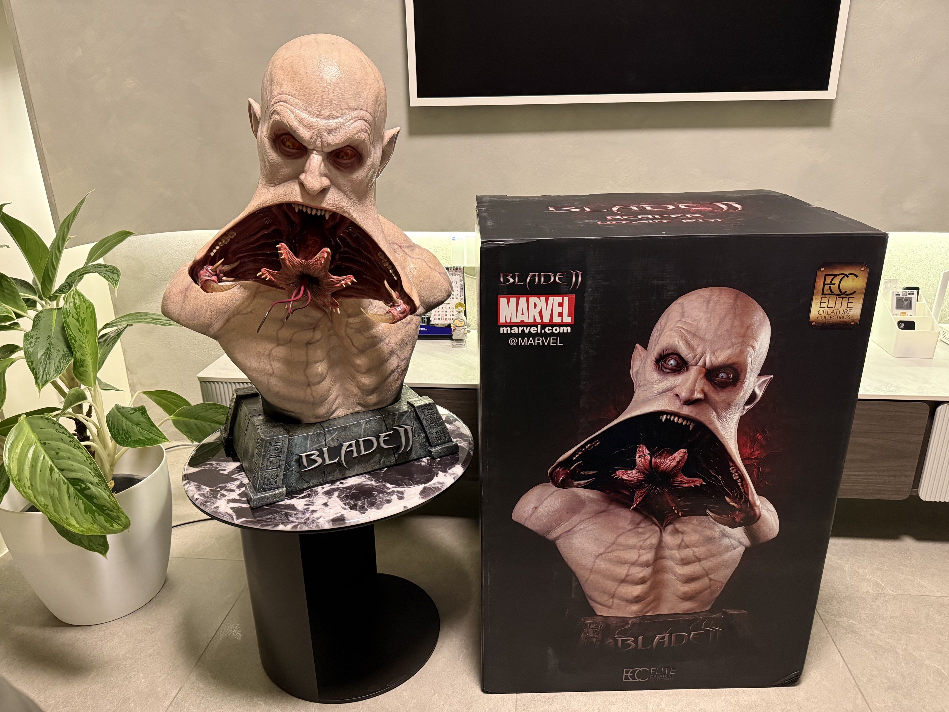 Blade II The Reaper Statue 1:1 Bust (Category: Figurines & Statues) located in Manila. Submitted by lyledizon (Listing ID 1419811430, Image 1). Description: - Blade II Reaper Statue - Includes original box - Comes with certificate of authenticity - Unique design with open mouth - Highly detailed - Perfect for Blade II fans and collectors - Marvel - Zombie - ECC .