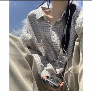 (Category: ) located in . Submitted by kiyscloset (Listing ID 1419915695, Image 1). Description: .