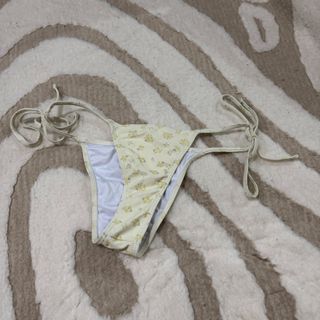 (Category: ) located in . Submitted by finders.keep.hers (Listing ID 1419829100, Image 1). Description: .