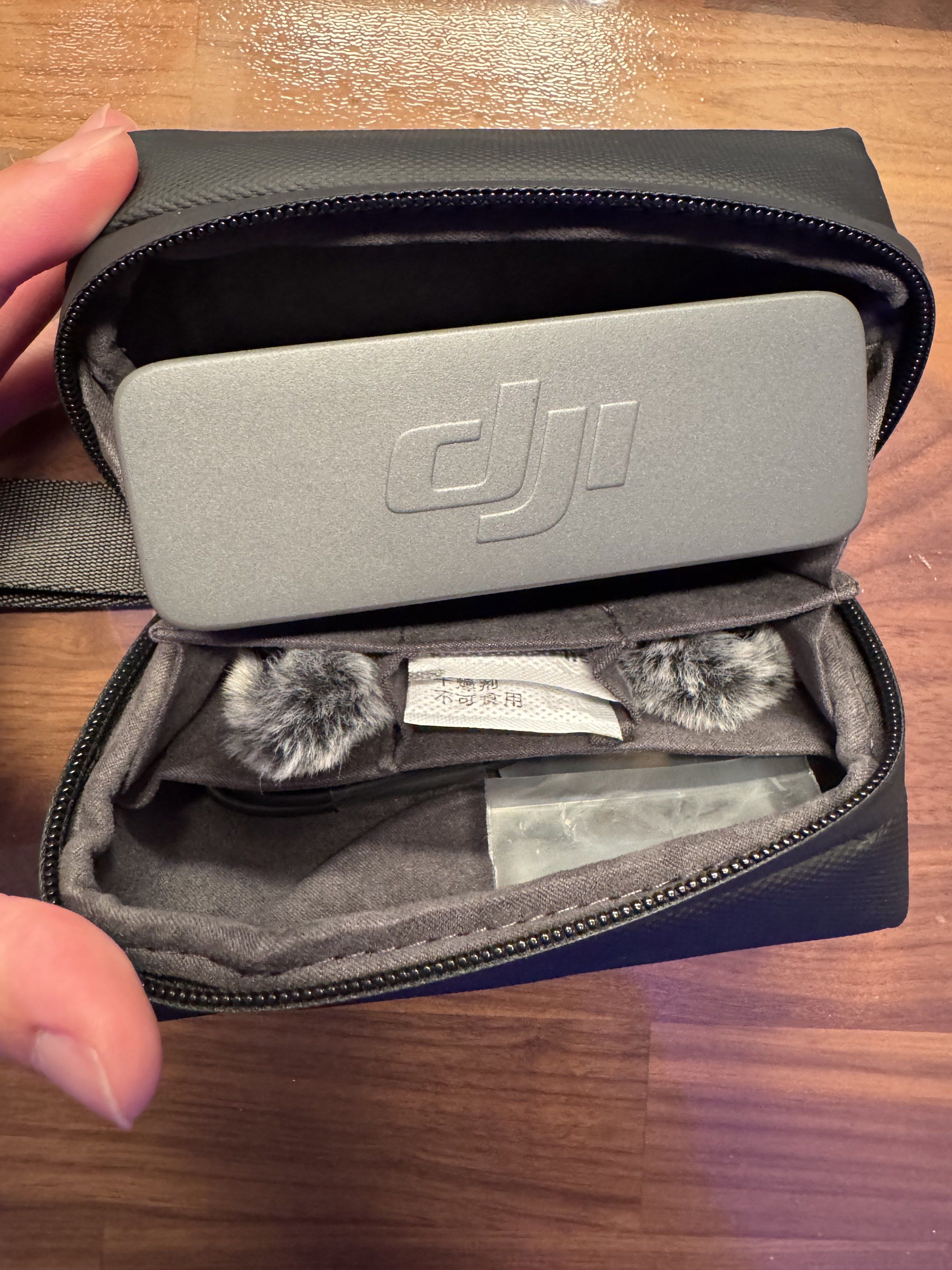 DJI Mic 2 Wireless Microphone System65561090639362115