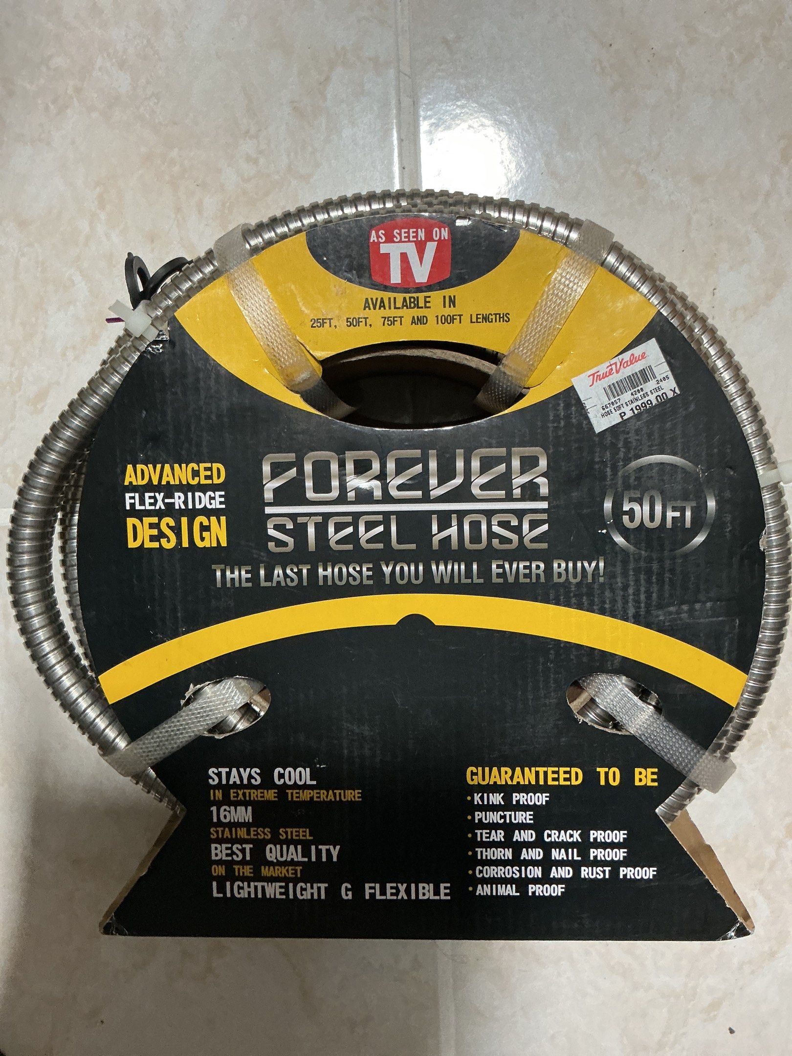 Forever Steel Hose 50ft (Lightweight) (Category: Construction & Building Materials) located in Makati City. Submitted by boldturtle-8720 (Listing ID 1419860946, Image 3). Description: Durable Forever Steel Hose, 50ft long. Features advanced flex-ridge design. Stays cool in extreme temperatures. Guaranteed to be kink-proof, puncture-proof, tear and crack proof, thorn and nail proof, corrosion and rust proof, and animal proof. Lightweight and flexi