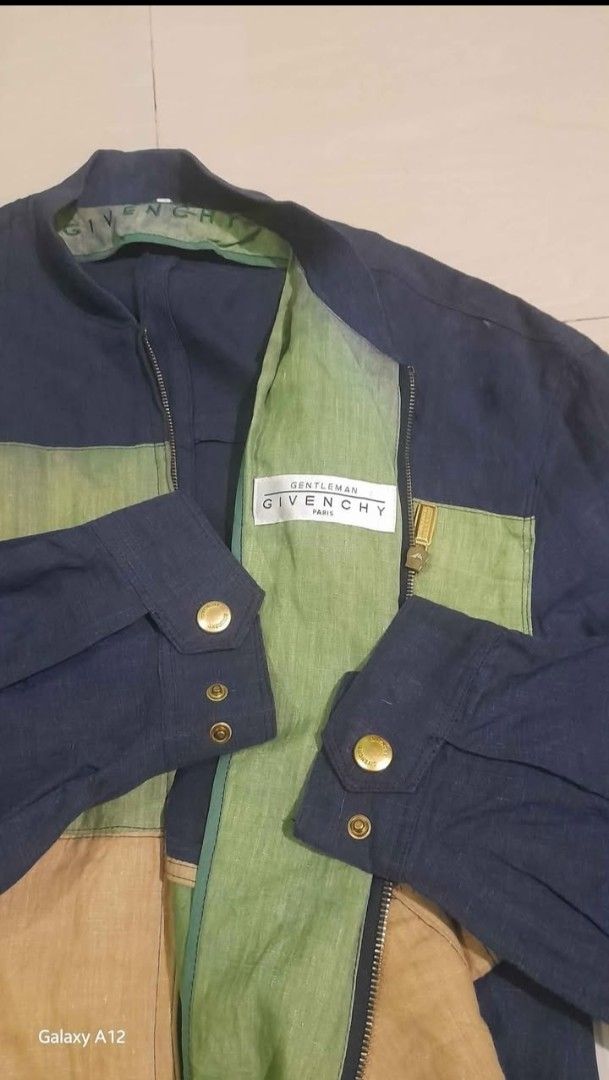 Givenchy Patchwork Jacket (Category: Coats, Jackets and Outerwear) located in Munoz. Submitted by rogelioarq16817 (Listing ID 1419973205, Image 2). Description: width 24.5 length 27.0.