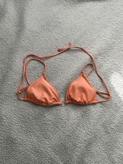 (Category: ) located in . Submitted by curatedbylima (Listing ID 1419951946, Image 1). Description: .