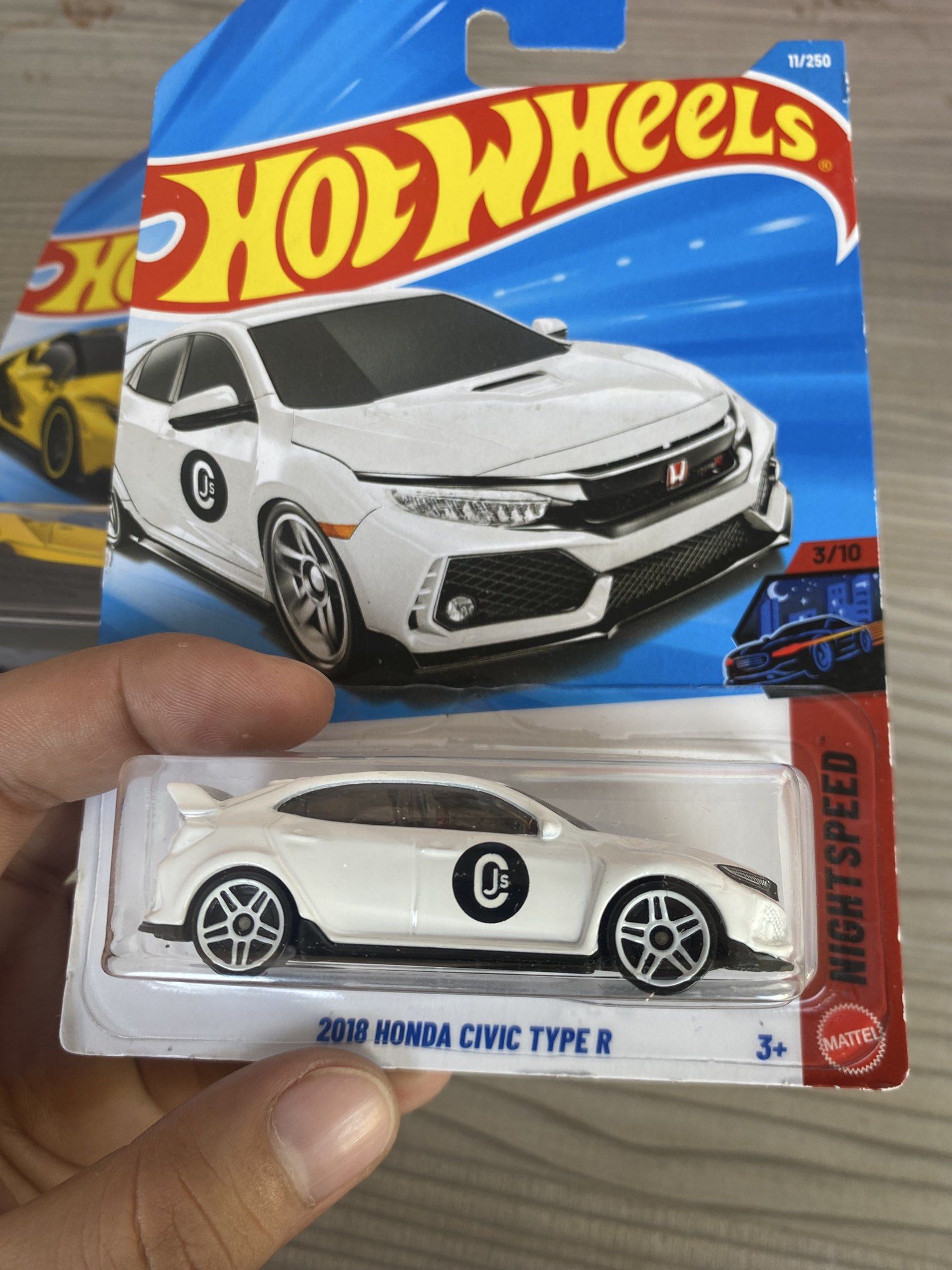 Hot Wheels - Honda Civic R (Category: Vehicle & Diecast Models) located in Quezon City. Submitted by dreimango (Listing ID 1419802248, Image 1). Description: 180 each only* Last 2 pcs Loc: QC.