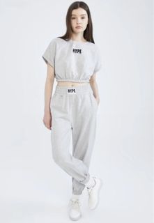 (Category: ) located in . Submitted by mywardrobe1234 (Listing ID 1419973357, Image 1). Description: .