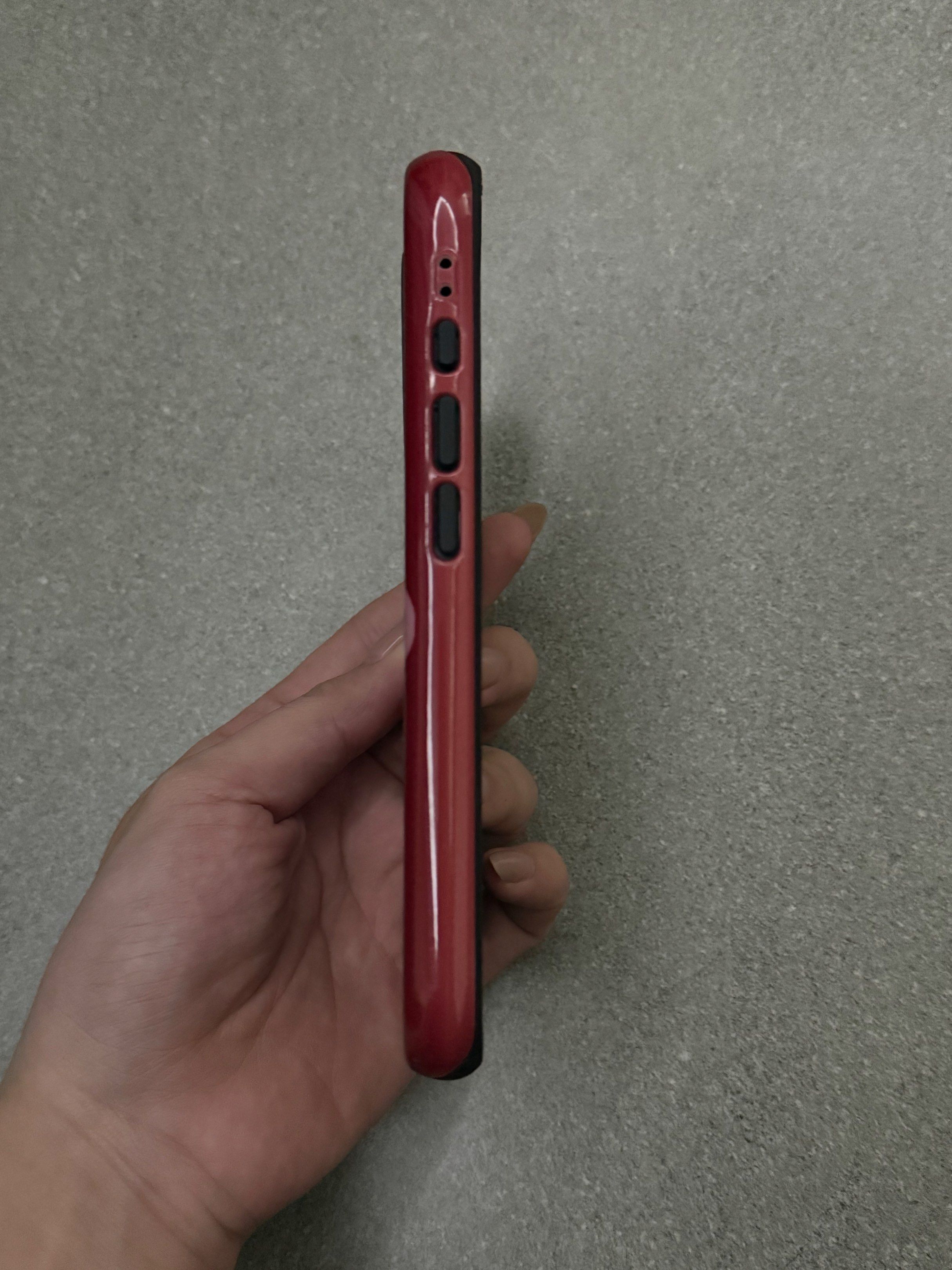 Iphone 16 pro case (Category: Cases & Sleeves) located in Caloocan City. Submitted by aneeeee_ (Listing ID 1419928088, Image 3). Description: Message me for inquiries .
