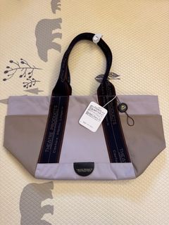 （分類：）位於 。 由 samelol 提交（商品編號 1419880421，圖片 1）。簡介： 。