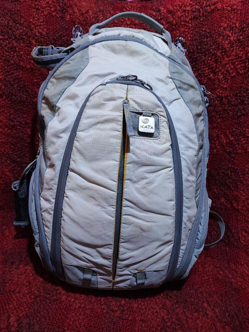 Kata Ultra Light Bug 255 UL Camera Backpack (Category: Camera Bags & Carriers) located in Baguio. Submitted by ozara.06 (Listing ID 1419782394, Image 1). Description: Light Weight Camera Bag - Kata Ultra Light Bug 255 UL Large size Wala lang hawakan mga zippers nya In very good condition pa 1500.
