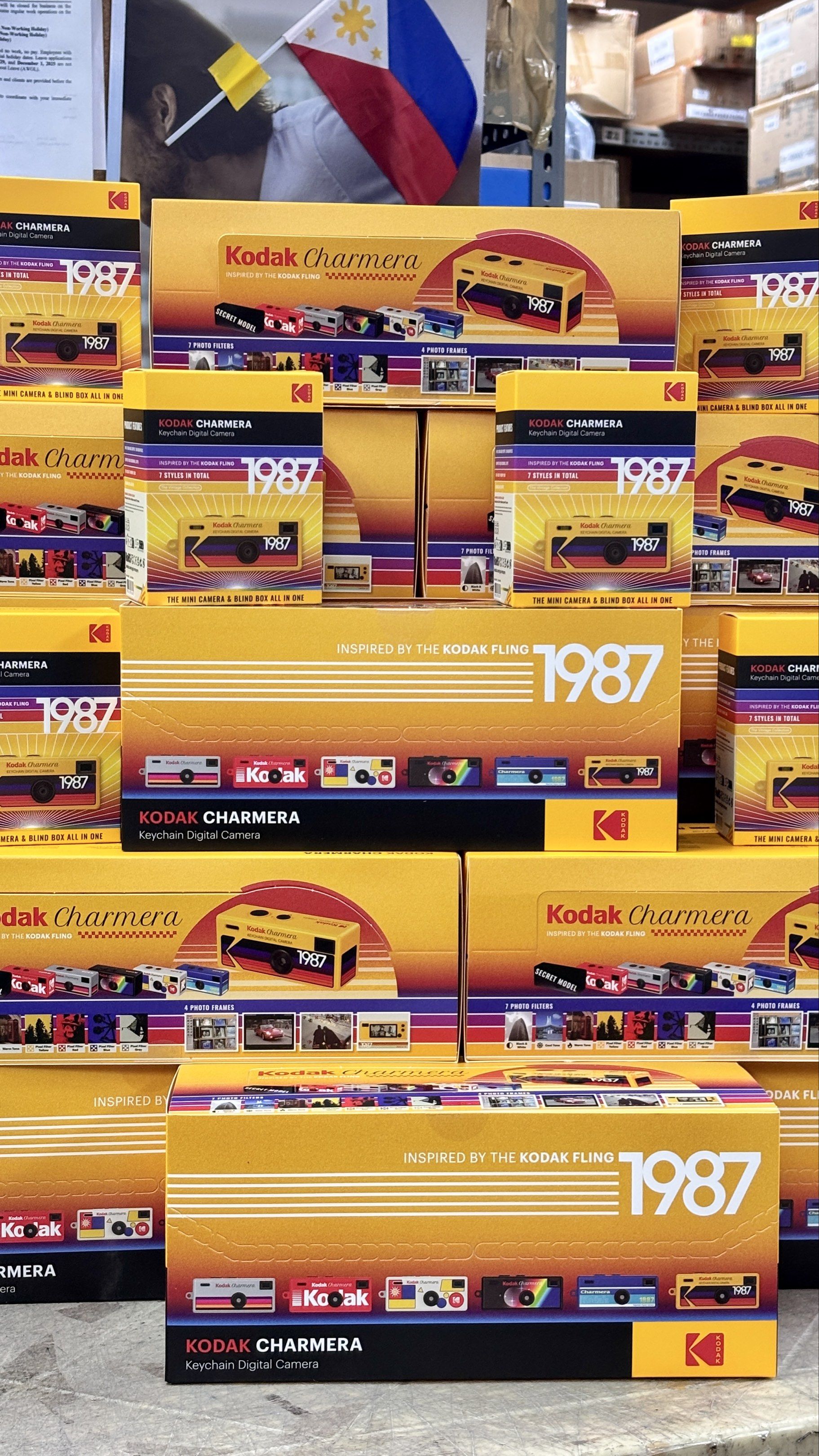 Kodak Charmera 1987 Keychain Digital Camera (Category: Cameras) located in Manila. Submitted by kaskandcork (Listing ID 1419878818, Image 1). Description: - Kodak Charmera 1987 Mini Camera - Inspired by the Kodak Fling - Keychain-sized digital camera - Features various styles - Box design showcases the camera and the year 1987.