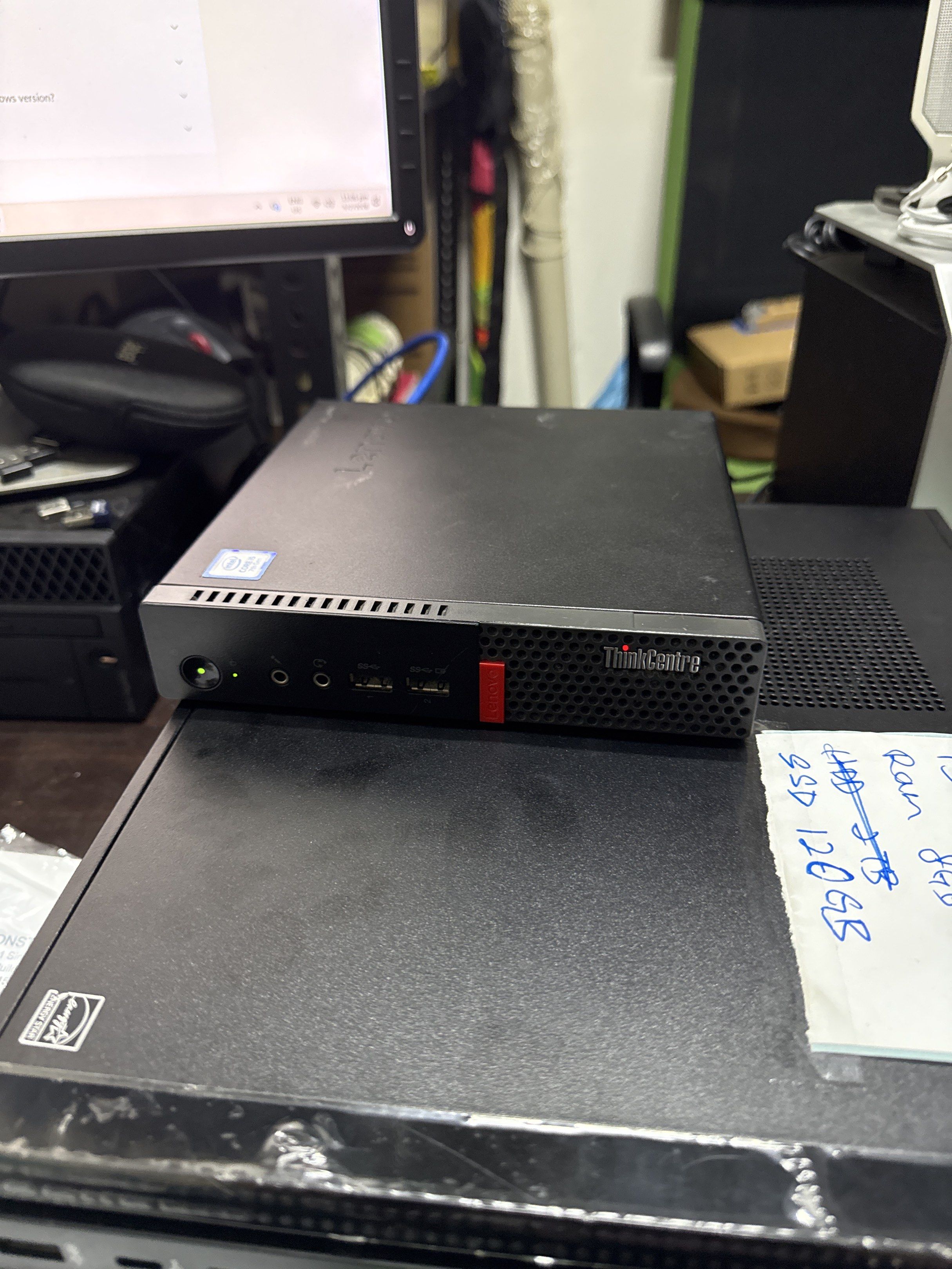 Lenovo ThinkCentre M910q Tiny Desktop PC65561094483201111
