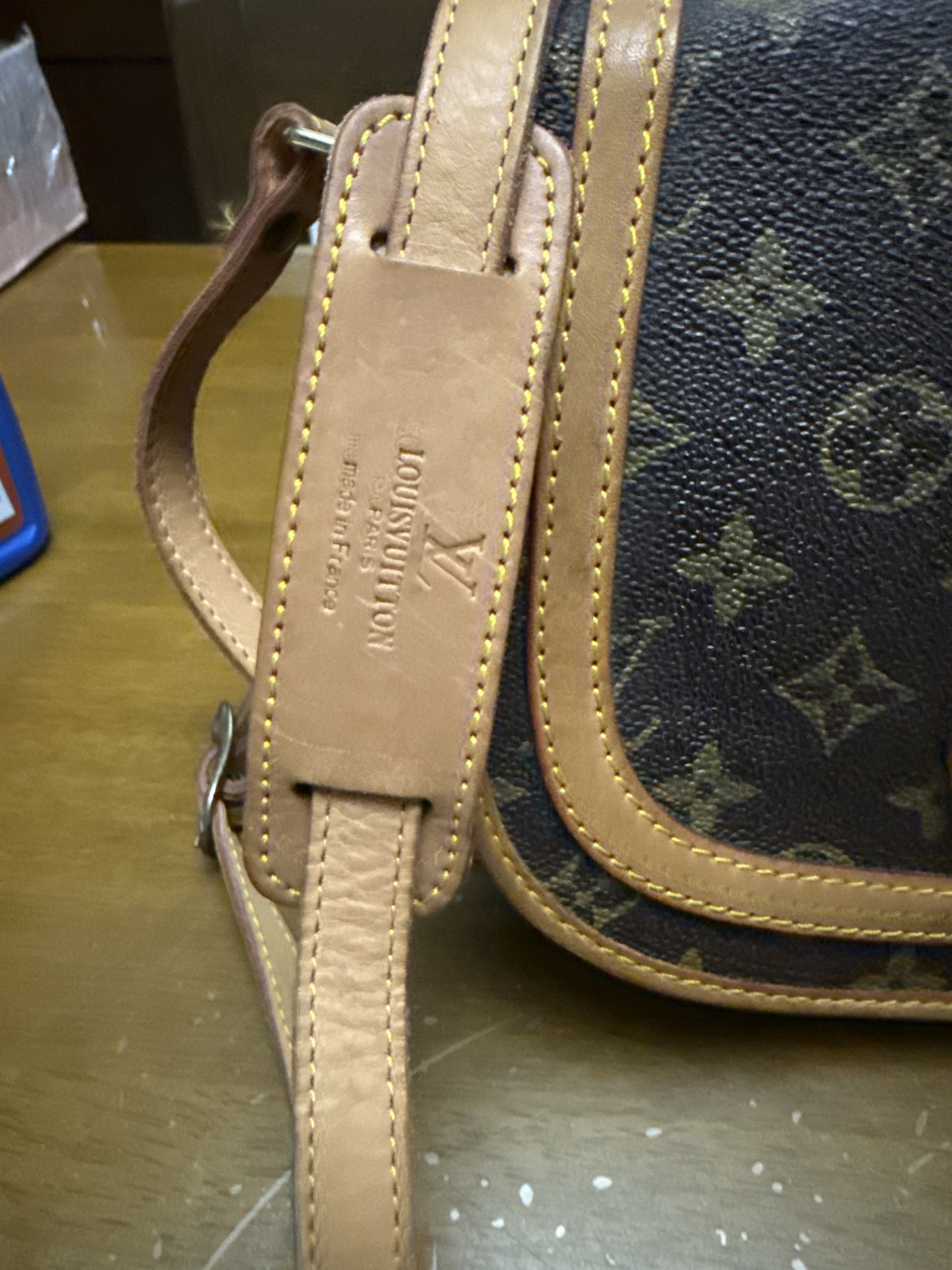 Louis Vuitton Monogram Crossbody Bag (Category: Luxury Bags & Wallets) located in Pilar. Submitted by faveanyshop (Listing ID 1419856645, Image 2). Description: - Authentic Louis Vuitton crossbody bag - Classic monogram canvas - Flap closure with gold-tone push lock - Adjustable leather shoulder strap - Interior: main compartment and zippered pocket - Made in France.