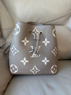 （分類：）位於 。 由 nicolepikachu 提交（商品編號 1419825057，圖片 1）。簡介： 。