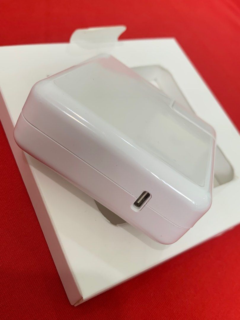 MacBook Adapter Type C (USB-C) Charger (Category: Chargers & Cables) located in San Juan City. Submitted by ph_gadgets_hub (Listing ID 1419862388, Image 2). Description: 💯% MacBook 61W Type C Charger😍 💯% Data sync supported 💯% MFI Certified 💯% Brand new WE ARE STILL ON SALE ❗️ SALE❗️₱1,300 61W USB-C Power MacBook Adapter also available: ₱1,000 30W USB-C Power Adapter ₱1,000 35W Dual USB-C Power Adapter ₱1,200 40W USB-C Power Adapter ₱1,400 4