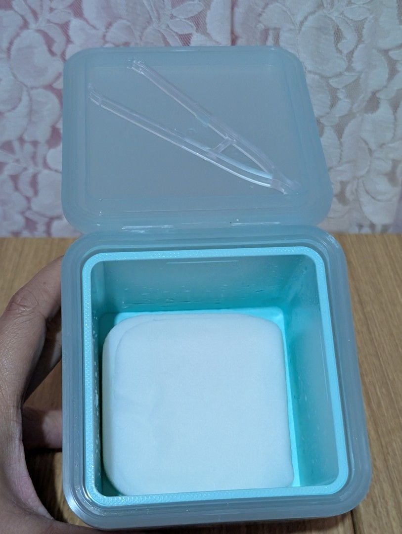 Mediheal Madecassoside Blemish Pad (Category: Face Care) located in Vigan. Submitted by kortnidru (Listing ID 1419785088, Image 2). Description: Listing is for a Mediheal Madecassoside Blemish Pad. The pads are in a light blue container. The container includes a pair of tweezers. The pads are for day and night use. The product is 24% and the brand new full refill..