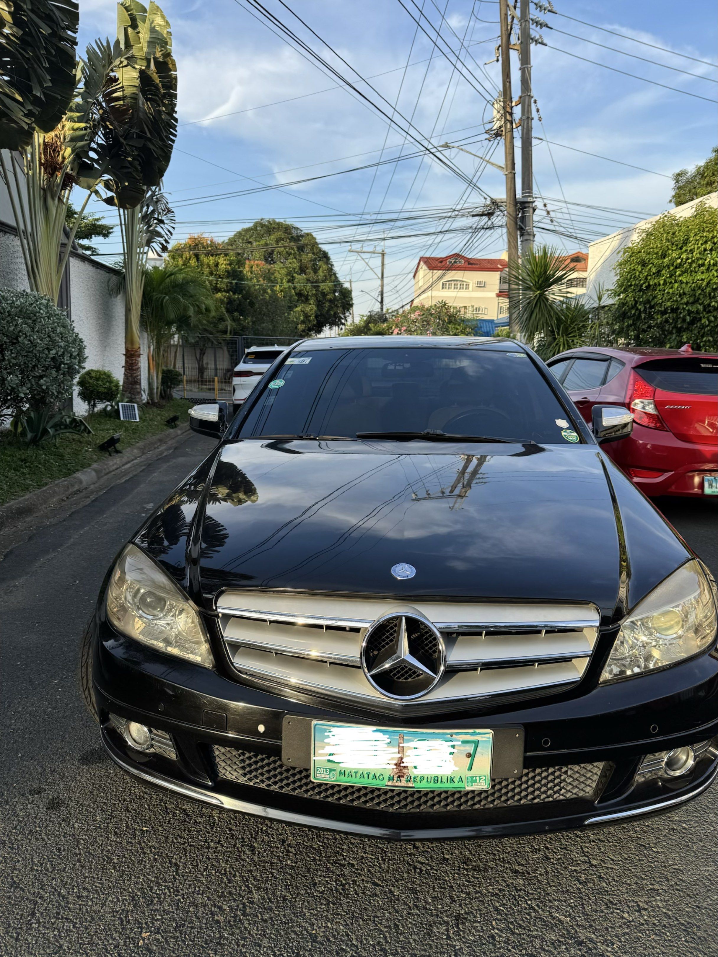 Mercedes-Benz C200 Kompressor (A) (Category: Used Cars) located in Las Pinas. Submitted by carvp (Listing ID 1419942538, Image 2). Description: Nego upon viewing Location: BF Homes Almanza Las Piñas.