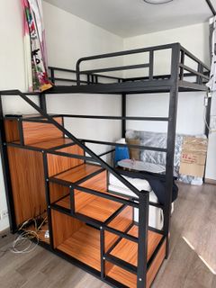 （分類：）位於 。 由 jackinthebox2 提交（商品編號 1419903167，圖片 1）。簡介： 。