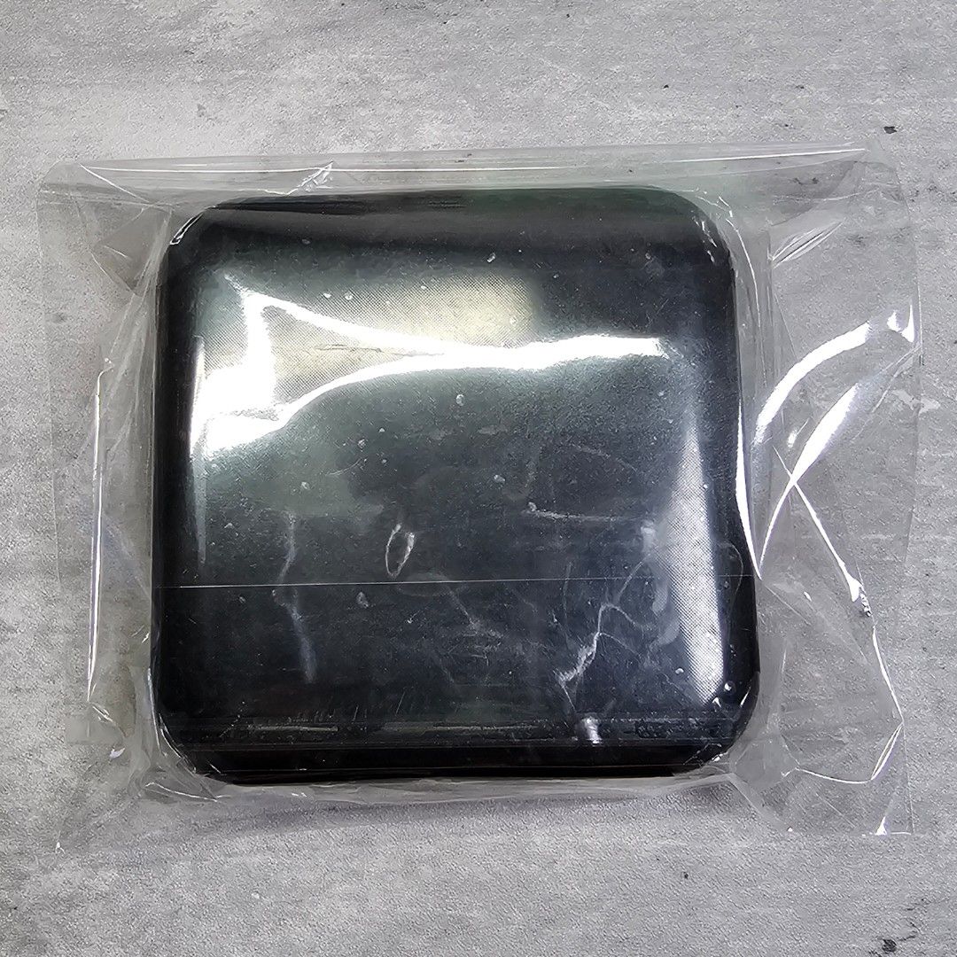Nintendo Switch Cartridge Case 24pcs Capacity (Category: Cases & Covers) located in Valenzuela. Submitted by tquest (Listing ID 1419797452, Image 2). Description: For Sale only Nintendo Switch Cartridge Case Capacity: 24pcs Cartridge Slots Material: Acrylic Plastic 💰 Price Range: ₱150 📦 Condition: Unused (considered new) intact pa yung plastic wrap. 📍 Location: Valenzuela City, PH 💳 Payment Methods: Gcash • GoTyme • Maya • ShapeePay • Bank Tr