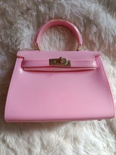 (Category: ) located in . Submitted by sassygurlcloset.ph (Listing ID 1419960007, Image 1). Description: .