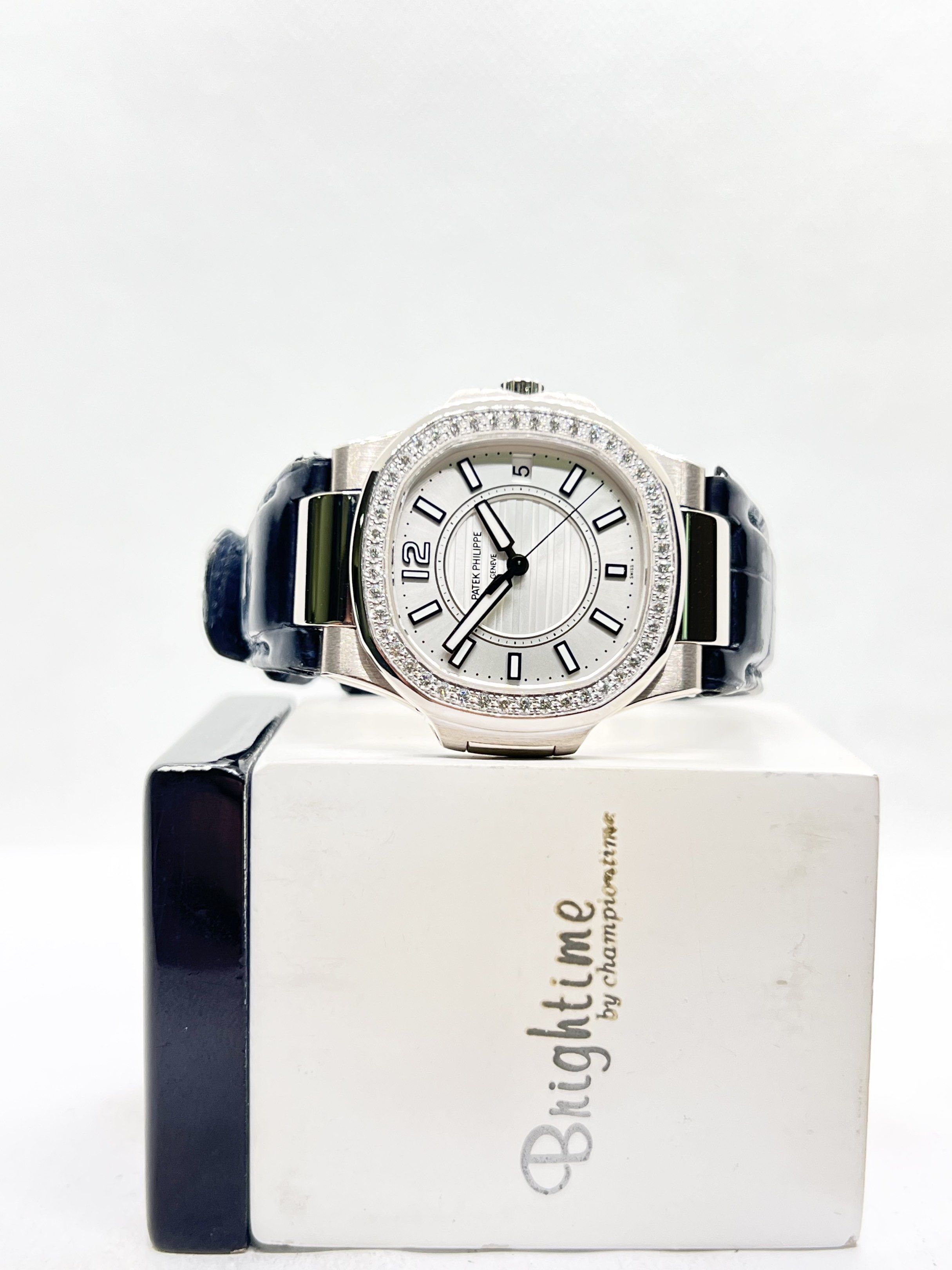 Pre Owned Patek Philippe Nautilus 7010G-001 Silver Dial Quartz White Gold Casing Leather ( Apr 14 ) (Category: Watches) located in Singapore. Submitted by brightime (Listing ID 1419897136, Image 2). Description: Pre Owned Patek Philippe Nautilus 7010G-001 Silver Dial Quartz White Gold Casing Leather ( Apr 14 ) ** Pre-Owned ** ** Mint Condition ** Model : 7010G-001 Also known as : Nautilus Case size : 32mm Dial : Silver Dial With Luminous Baton Nu