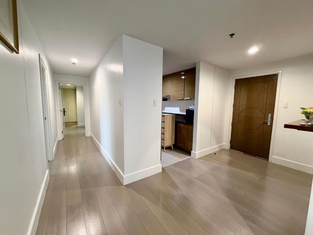 Proscenium at Rockwell Sakura | Corner 2BR for Sale (Category: Apartments & Condos) located in Makati City. Submitted by sassapropertiesph (Listing ID 1419832686, Image 2). Description: 📍Proscenium at Rockwell Sakura Makati For Sale - ₱75M Gross For Rent - ₱210K per month 3BR | 3.5T&B | 2 Parking Slots Floor Area: 165 sqm Inclusions: Fully Furnished ⁠• Corner unit ⁠• Facing amenity and river view • Living room balcony • Maid's room with T&B DM f