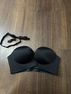(Category: ) located in . Submitted by sellingonlyonething (Listing ID 1419859900, Image 1). Description: .