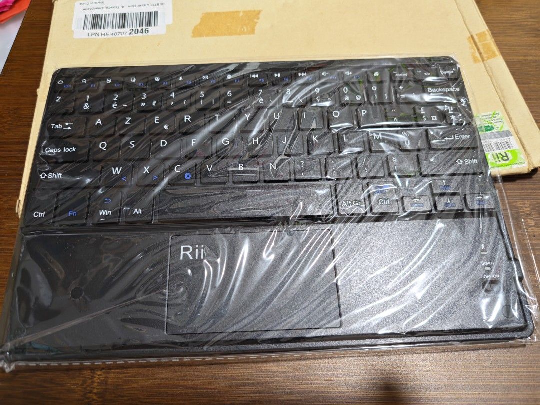 Rii Mini Bluetooth Keyboard with Touchpad, Computers & Tech, Parts ...